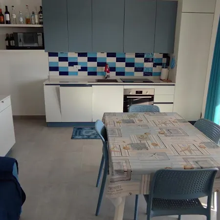 Lejlighed Nuovissimo Con Terrazza E Parcheggio Privato